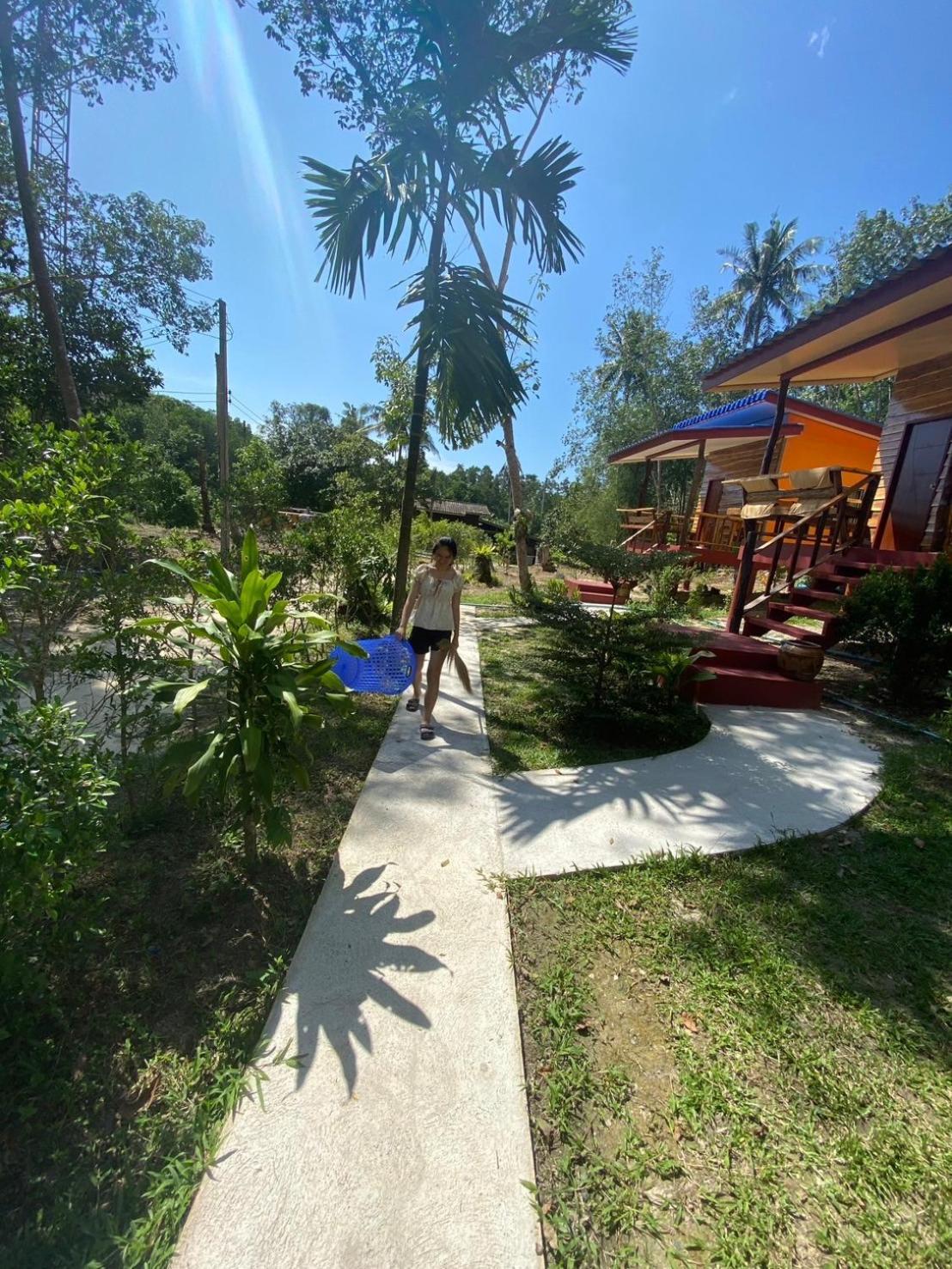 Baan Panseng Bungalow Ko Kut Exterior photo